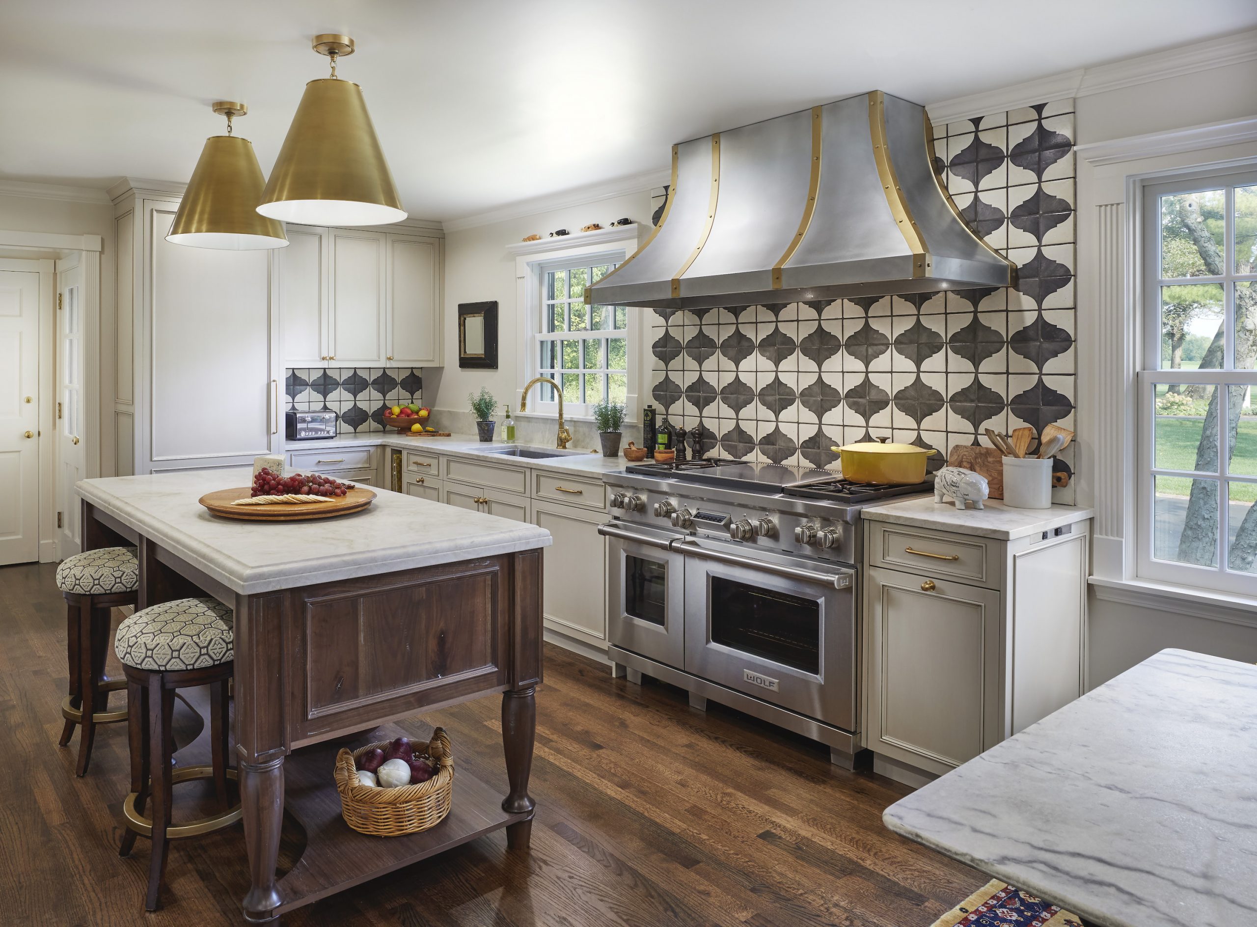 French Bistro Style for the Perfect Cook's Kitchen - | Bentwood Luxury