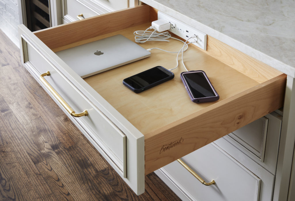 Docking Drawer