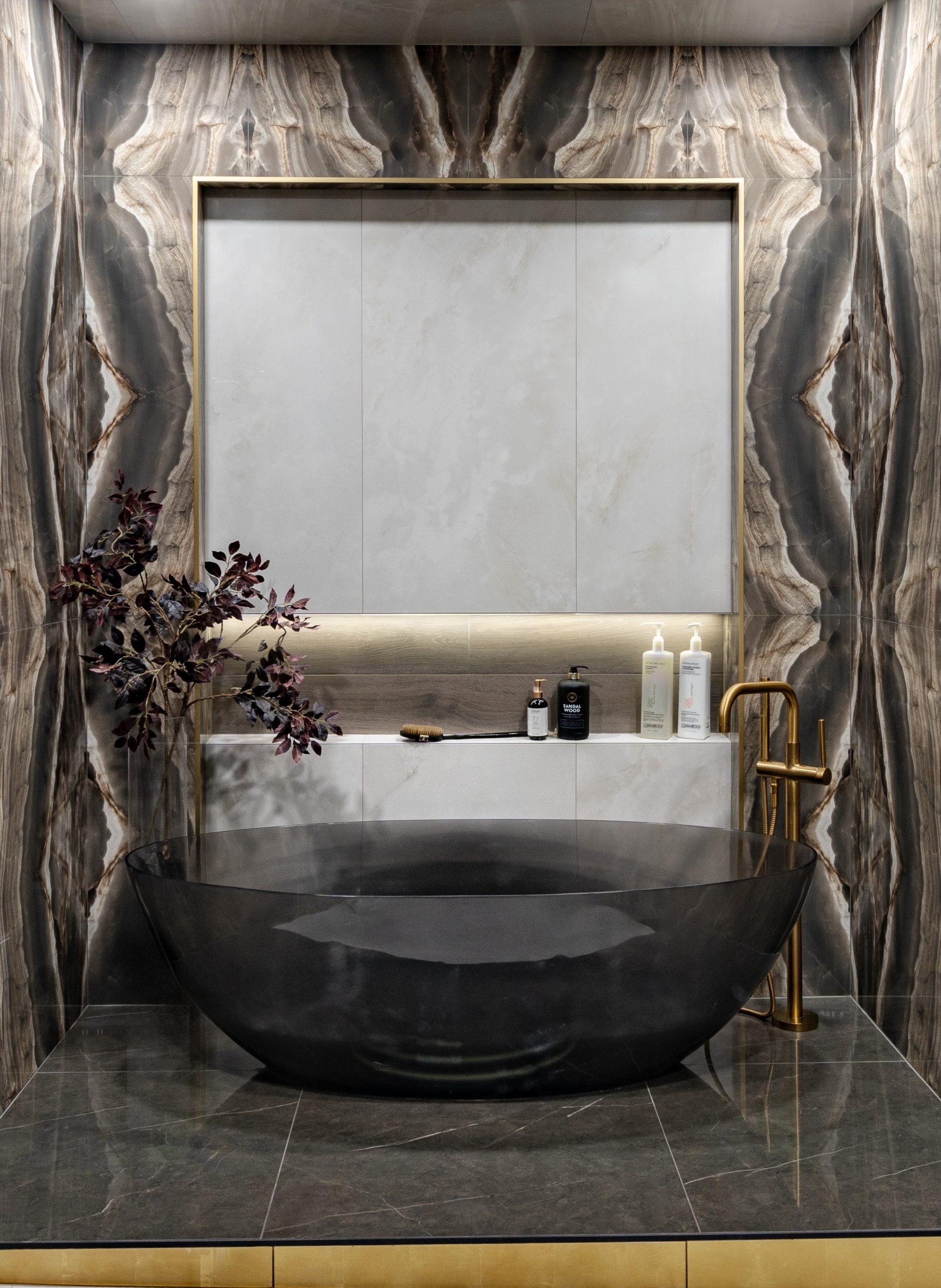 Free standing tub
