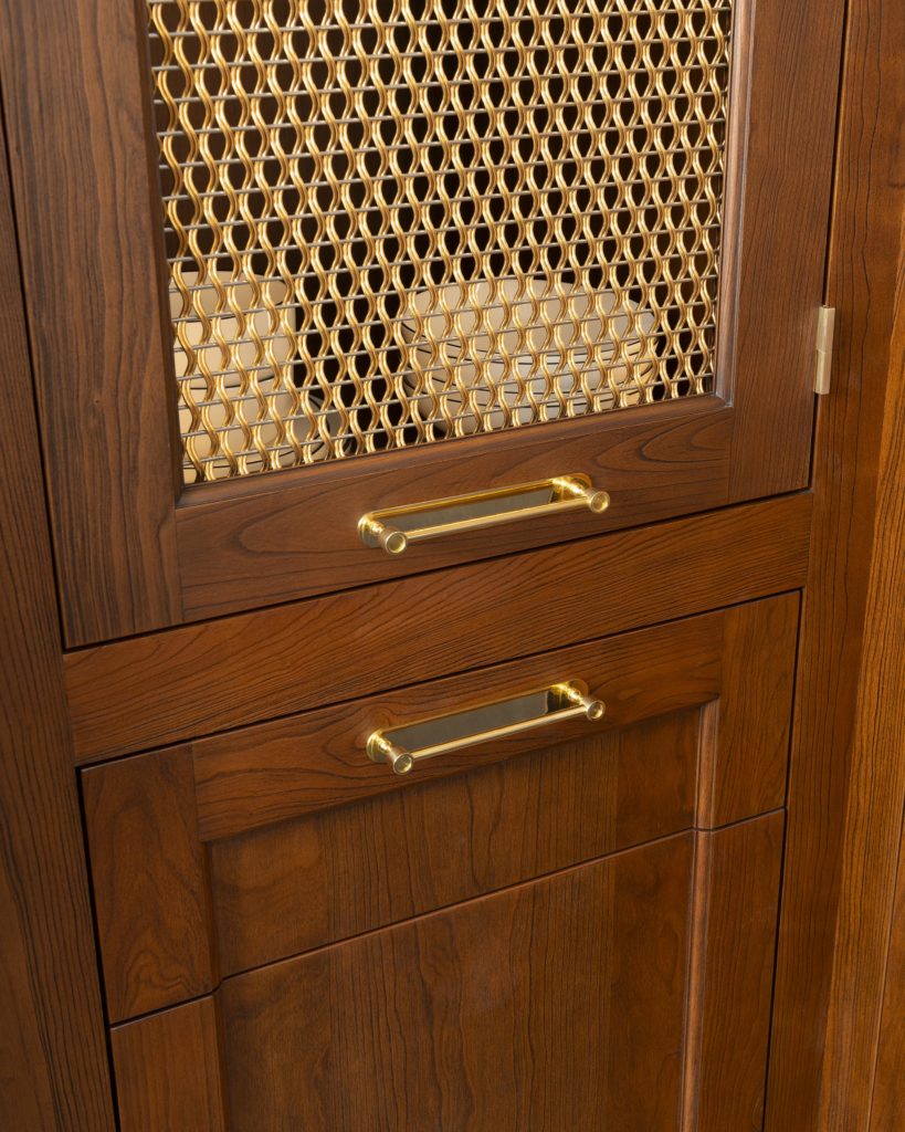 DLP_3982 Metal screen and custom square hinges on the cabinets
