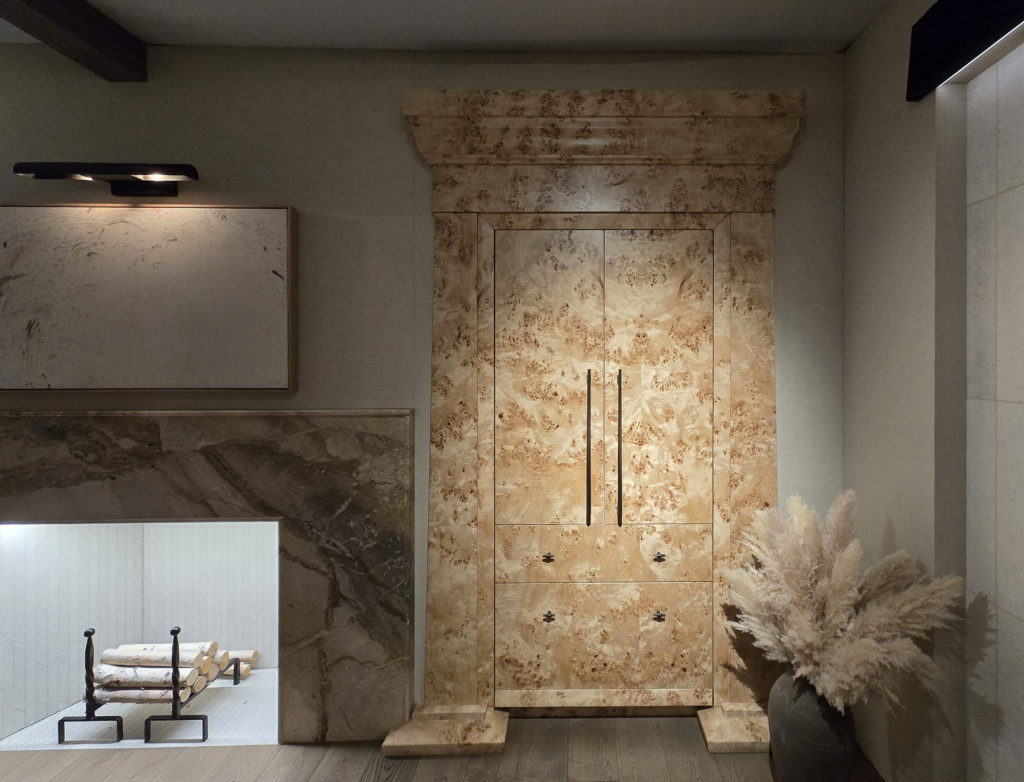 Bentwood-KBIS2026-Fridge-Armoire-No-Mark